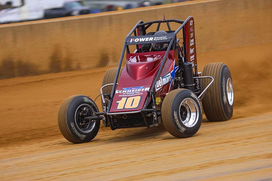 No 10 at Eldora Speedway – Briggs Danner Driving